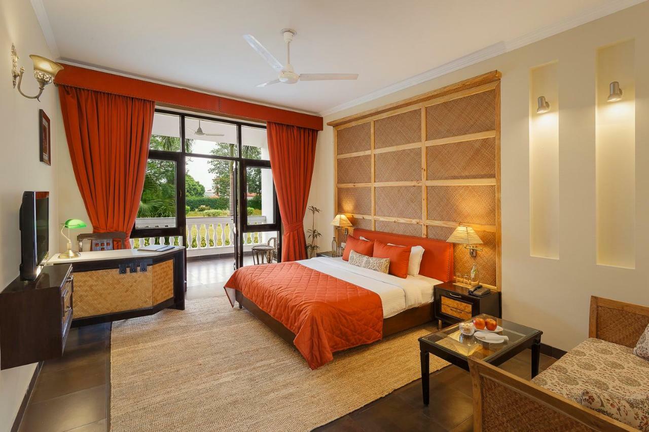 Hôtel Naturoville Ayurvedic And Yoga Retreat à Rishīkesh Extérieur photo